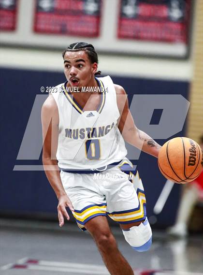 Thumbnail 2 in King/Drew vs Muir (21st Annual Rose City Roundball Classic) photogallery.