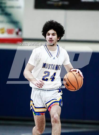 Thumbnail 2 in King/Drew vs Muir (21st Annual Rose City Roundball Classic) photogallery.