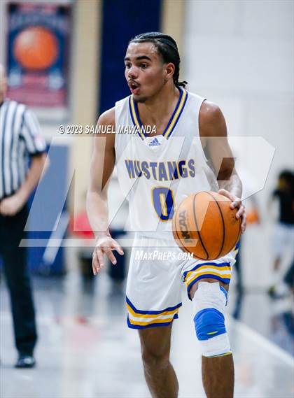 Thumbnail 3 in King/Drew vs Muir (21st Annual Rose City Roundball Classic) photogallery.