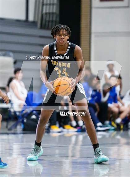 Thumbnail 3 in King/Drew vs Muir (21st Annual Rose City Roundball Classic) photogallery.