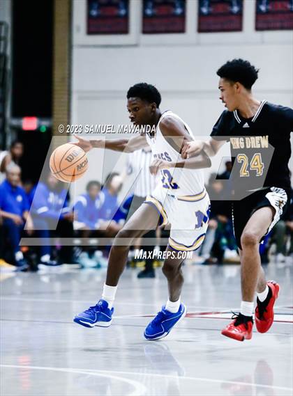 Thumbnail 3 in King/Drew vs Muir (21st Annual Rose City Roundball Classic) photogallery.