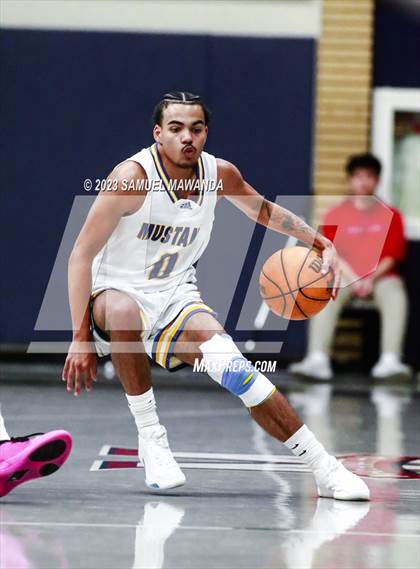 Thumbnail 3 in King/Drew vs Muir (21st Annual Rose City Roundball Classic) photogallery.