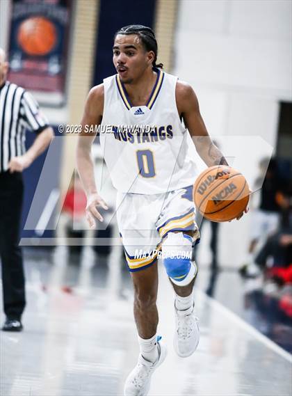 Thumbnail 2 in King/Drew vs Muir (21st Annual Rose City Roundball Classic) photogallery.