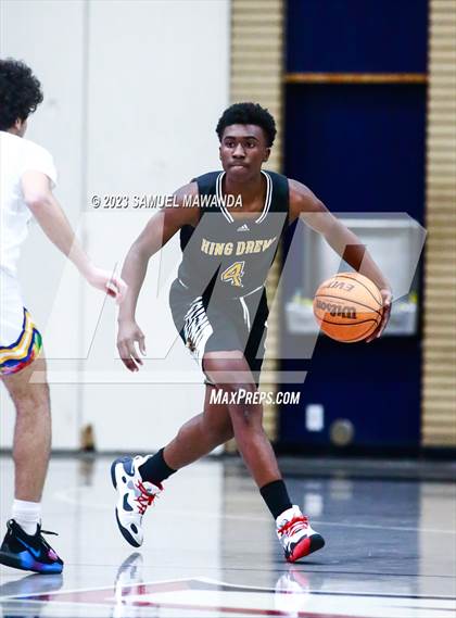 Thumbnail 2 in King/Drew vs Muir (21st Annual Rose City Roundball Classic) photogallery.