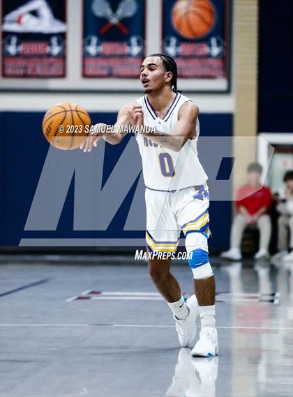 Thumbnail 2 in King/Drew vs Muir (21st Annual Rose City Roundball Classic) photogallery.