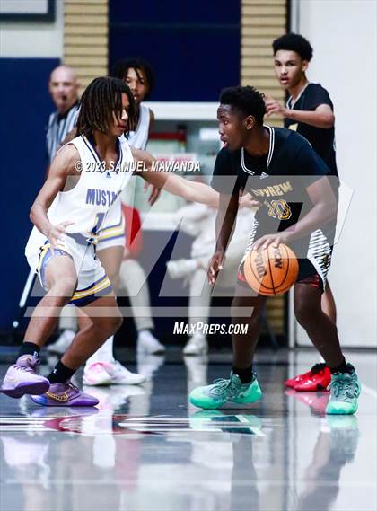 Thumbnail 3 in King/Drew vs Muir (21st Annual Rose City Roundball Classic) photogallery.