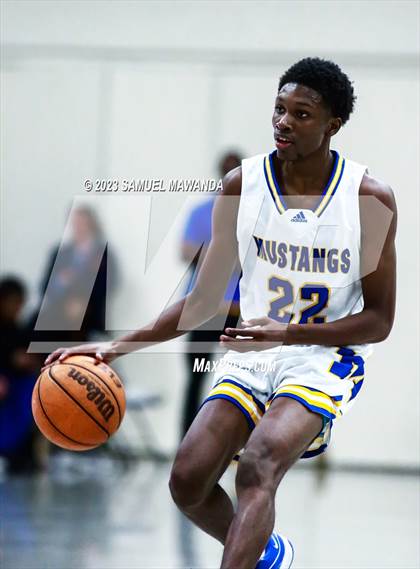 Thumbnail 3 in King/Drew vs Muir (21st Annual Rose City Roundball Classic) photogallery.