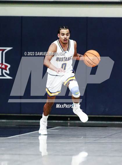 Thumbnail 2 in King/Drew vs Muir (21st Annual Rose City Roundball Classic) photogallery.