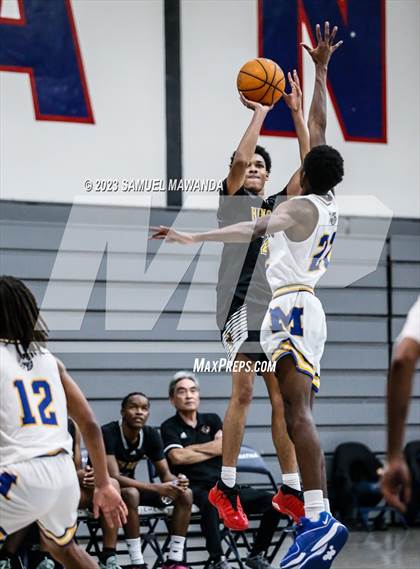 Thumbnail 2 in King/Drew vs Muir (21st Annual Rose City Roundball Classic) photogallery.