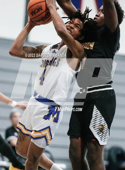 Thumbnail 3 in King/Drew vs Muir (21st Annual Rose City Roundball Classic) photogallery.