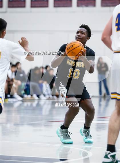Thumbnail 3 in King/Drew vs Muir (21st Annual Rose City Roundball Classic) photogallery.