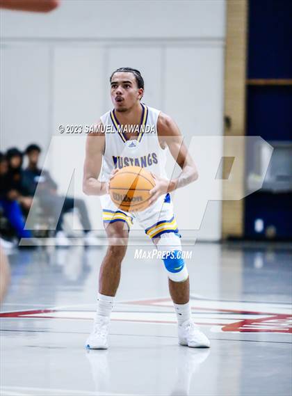 Thumbnail 1 in King/Drew vs Muir (21st Annual Rose City Roundball Classic) photogallery.