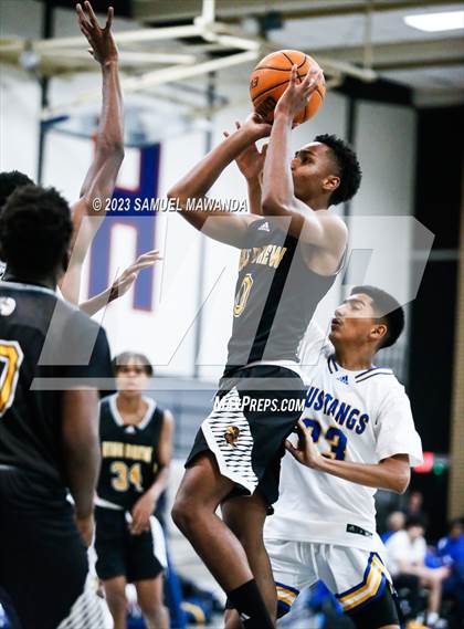 Thumbnail 3 in King/Drew vs Muir (21st Annual Rose City Roundball Classic) photogallery.