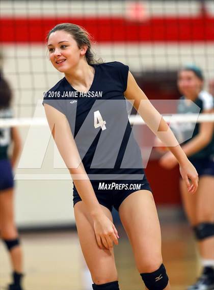 Thumbnail 3 in Bishop England vs Waccamaw (SCHSL 3rd Round) photogallery.