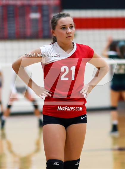 Thumbnail 1 in Bishop England vs Waccamaw (SCHSL 3rd Round) photogallery.