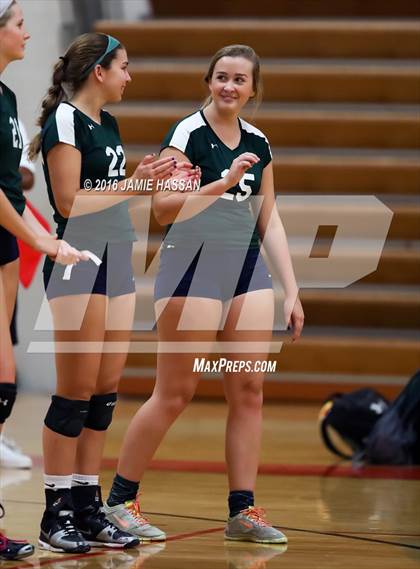 Thumbnail 1 in Bishop England vs Waccamaw (SCHSL 3rd Round) photogallery.
