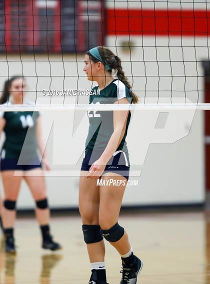 Thumbnail 1 in Bishop England vs Waccamaw (SCHSL 3rd Round) photogallery.