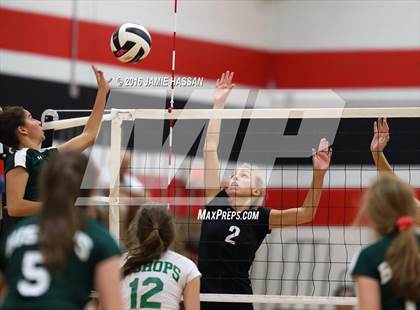 Thumbnail 3 in Bishop England vs Waccamaw (SCHSL 3rd Round) photogallery.