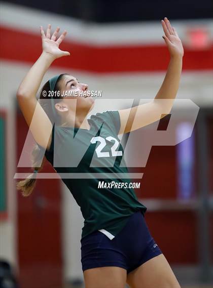 Thumbnail 1 in Bishop England vs Waccamaw (SCHSL 3rd Round) photogallery.