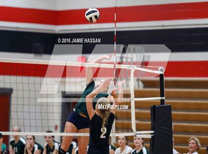 Thumbnail 1 in Bishop England vs Waccamaw (SCHSL 3rd Round) photogallery.