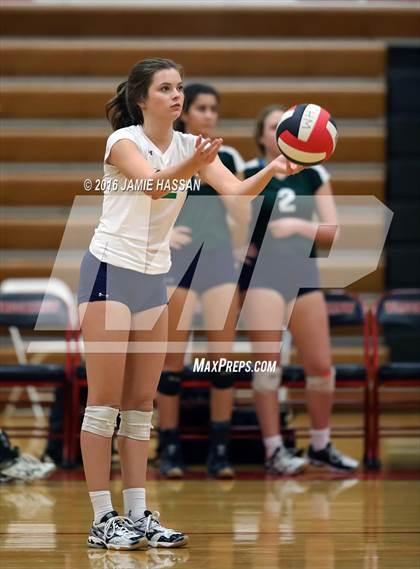 Thumbnail 2 in Bishop England vs Waccamaw (SCHSL 3rd Round) photogallery.