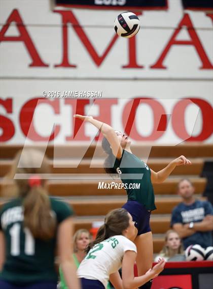 Thumbnail 3 in Bishop England vs Waccamaw (SCHSL 3rd Round) photogallery.