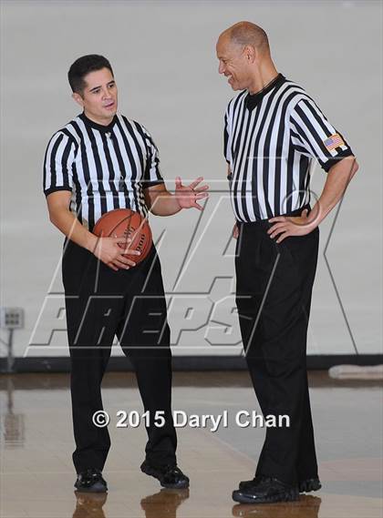 Thumbnail 2 in Oaks Christian vs. Muir (Rose City Roundball Classic) photogallery.