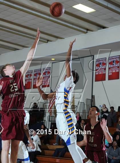 Thumbnail 3 in Oaks Christian vs. Muir (Rose City Roundball Classic) photogallery.