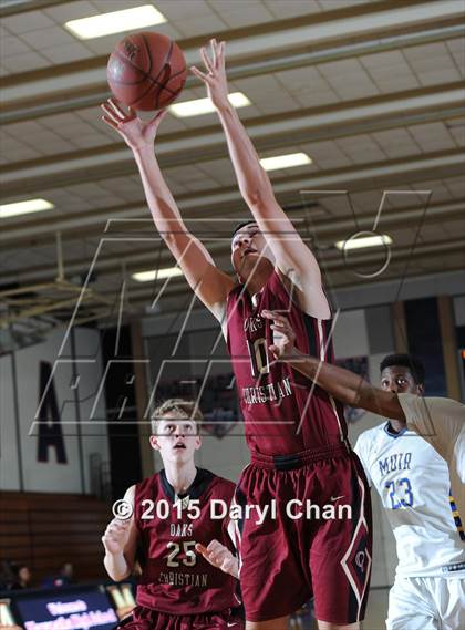 Thumbnail 2 in Oaks Christian vs. Muir (Rose City Roundball Classic) photogallery.