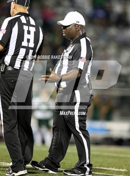 Thumbnail 2 in Aubrey vs. Canton (UIL 4A Division II Bi-District) photogallery.