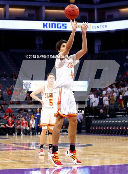 Thumbnail 2 in Davis vs. Jesuit photogallery.