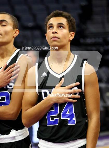 Thumbnail 3 in Davis vs. Jesuit photogallery.