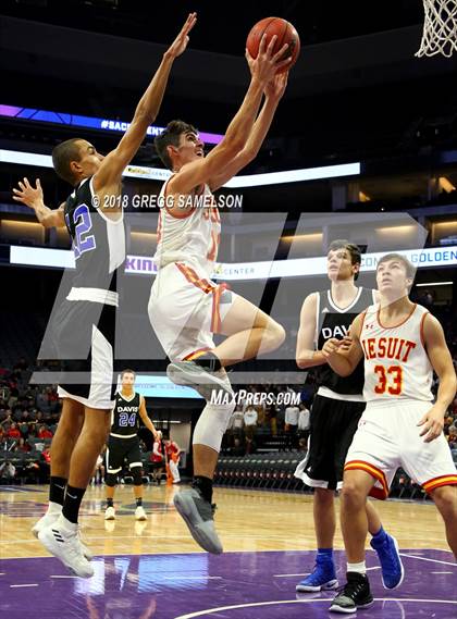 Thumbnail 2 in Davis vs. Jesuit photogallery.