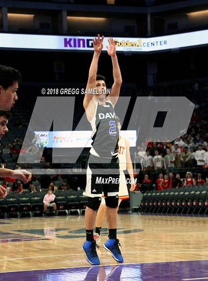 Thumbnail 1 in Davis vs. Jesuit photogallery.