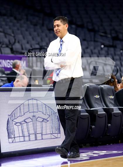 Thumbnail 3 in Davis vs. Jesuit photogallery.