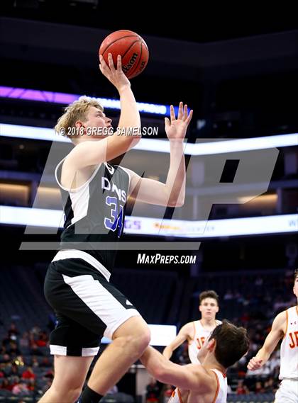 Thumbnail 1 in Davis vs. Jesuit photogallery.