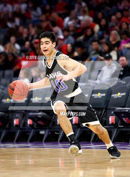 Thumbnail 1 in Davis vs. Jesuit photogallery.