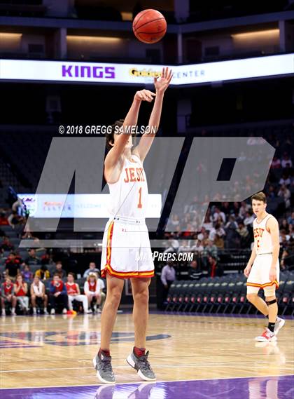 Thumbnail 1 in Davis vs. Jesuit photogallery.
