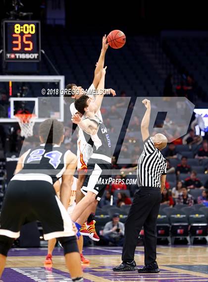Thumbnail 1 in Davis vs. Jesuit photogallery.