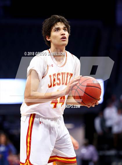 Thumbnail 3 in Davis vs. Jesuit photogallery.