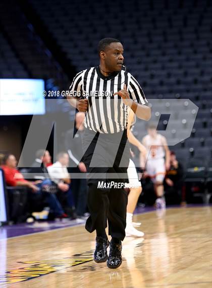 Thumbnail 1 in Davis vs. Jesuit photogallery.