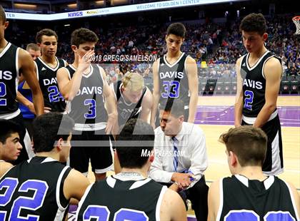 Thumbnail 1 in Davis vs. Jesuit photogallery.