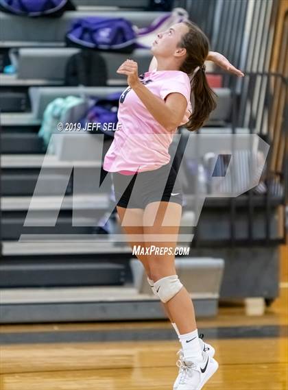 Thumbnail 1 in Deep Creek @ Hickory photogallery.