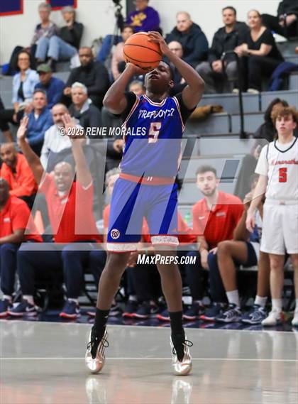 Thumbnail 2 in George Washington Prep vs Maranatha ( CIF State Regional Playoff D3 Rnd 2) photogallery.