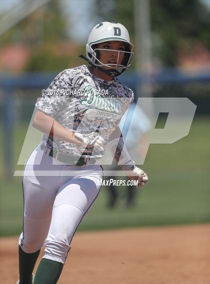 Thumbnail 3 in Dinuba vs. Selma (CIF DIII Final) photogallery.