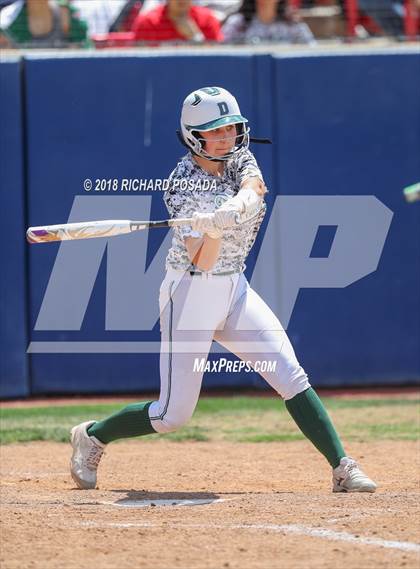 Thumbnail 3 in Dinuba vs. Selma (CIF DIII Final) photogallery.