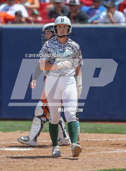 Thumbnail 2 in Dinuba vs. Selma (CIF DIII Final) photogallery.