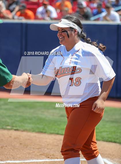 Thumbnail 3 in Dinuba vs. Selma (CIF DIII Final) photogallery.