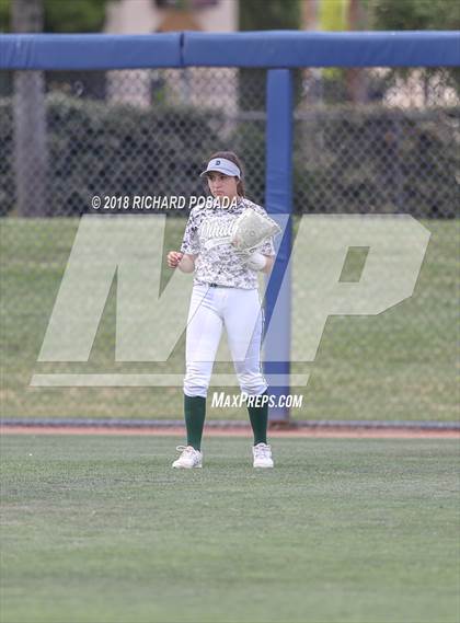 Thumbnail 2 in Dinuba vs. Selma (CIF DIII Final) photogallery.