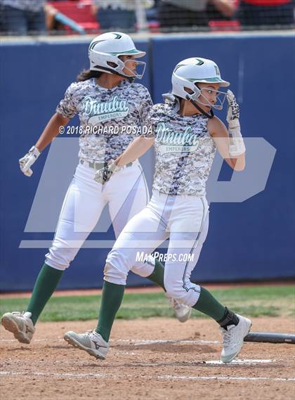 Thumbnail 1 in Dinuba vs. Selma (CIF DIII Final) photogallery.